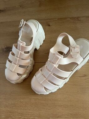 Melissa Women's Chunky Jelly Fisherman Sandals in Pale Blush